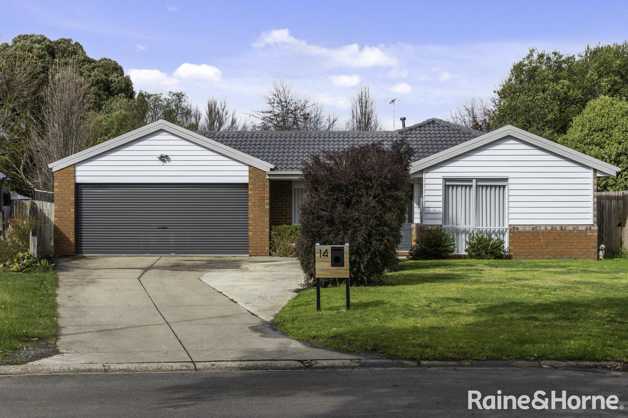 14 Vista Close — photo from Raine & Horne Gisborne