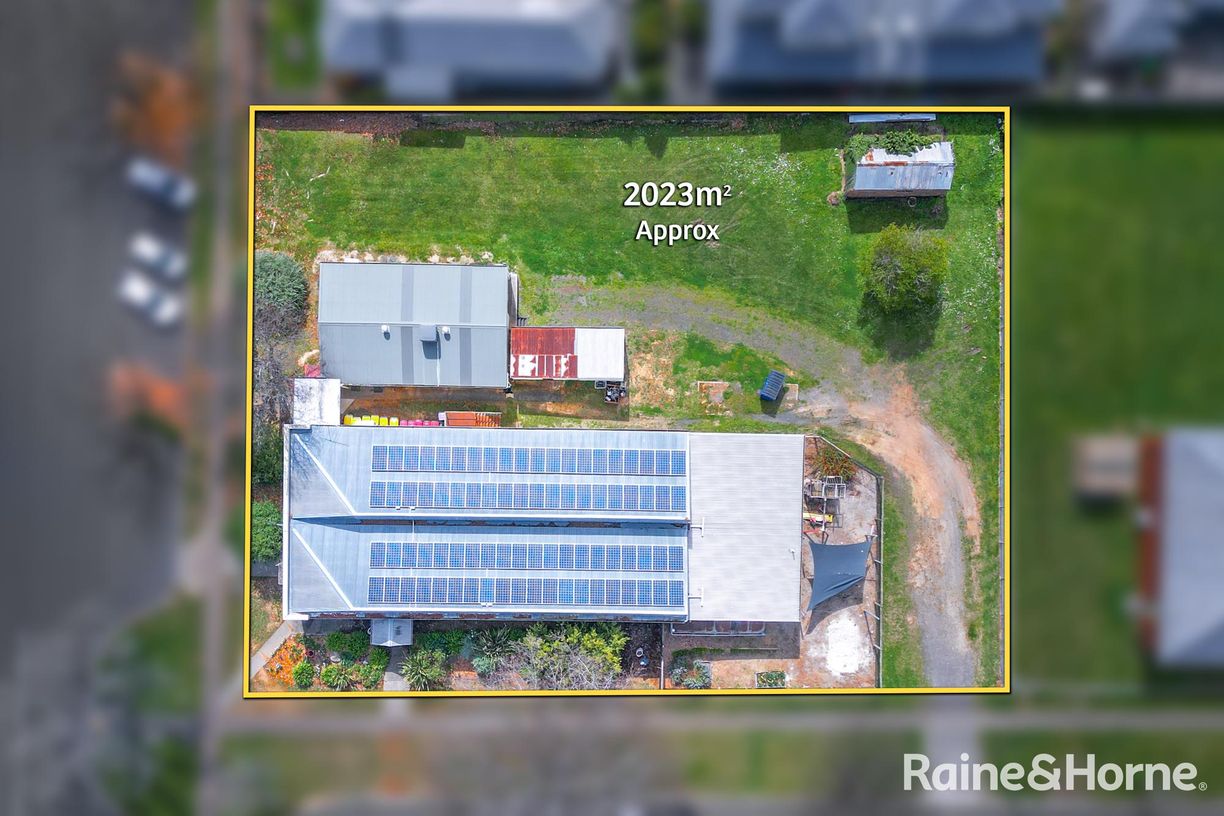 30 Fisher Street — photo 2 of 14