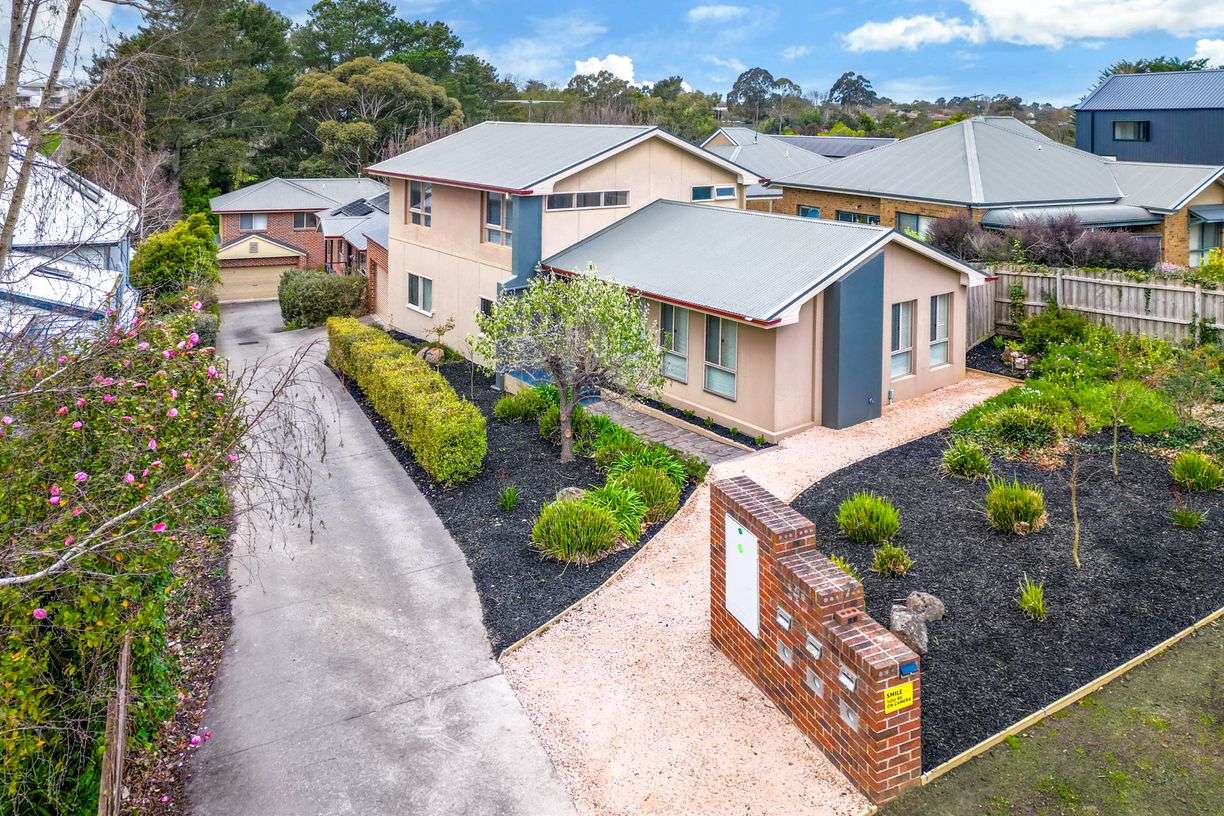 1/71 Aitken Street — photo 15 of 18