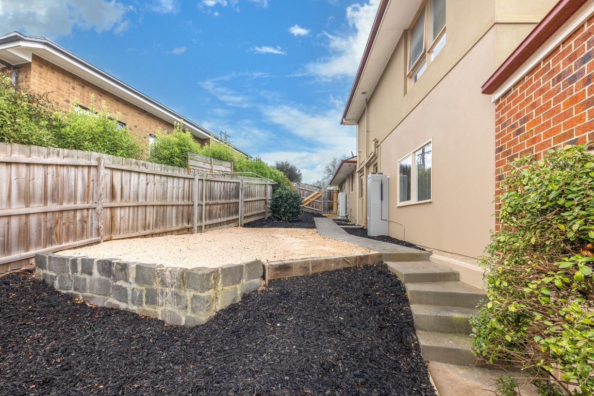 1/71 Aitken Street — photo 13 of 18