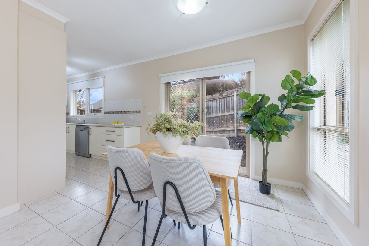 1/71 Aitken Street — photo 7 of 18