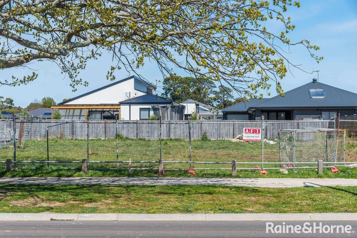 23 & 26 Ferrier Road — photo 7 of 24