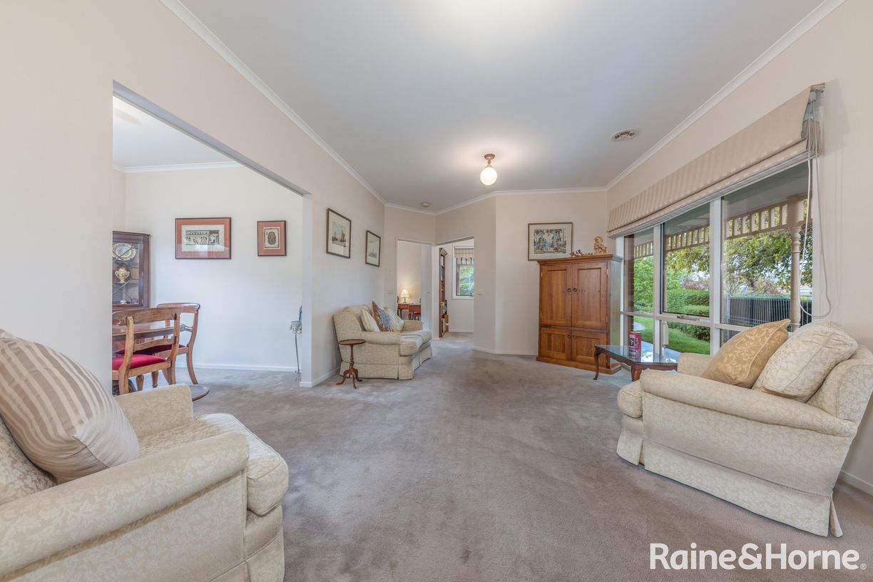 16 Jacksons Creek Way — photo 4 of 25