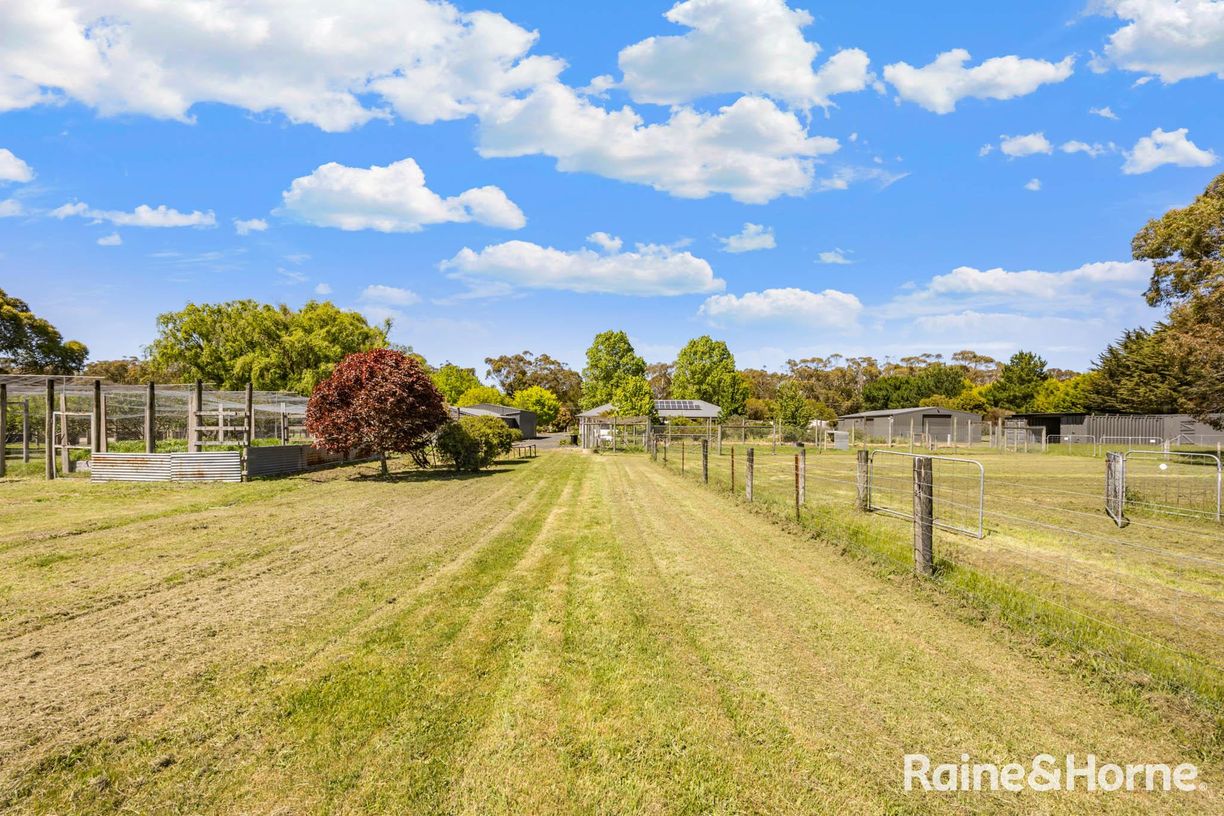 452 Bacchus Marsh Road — photo 24 of 29