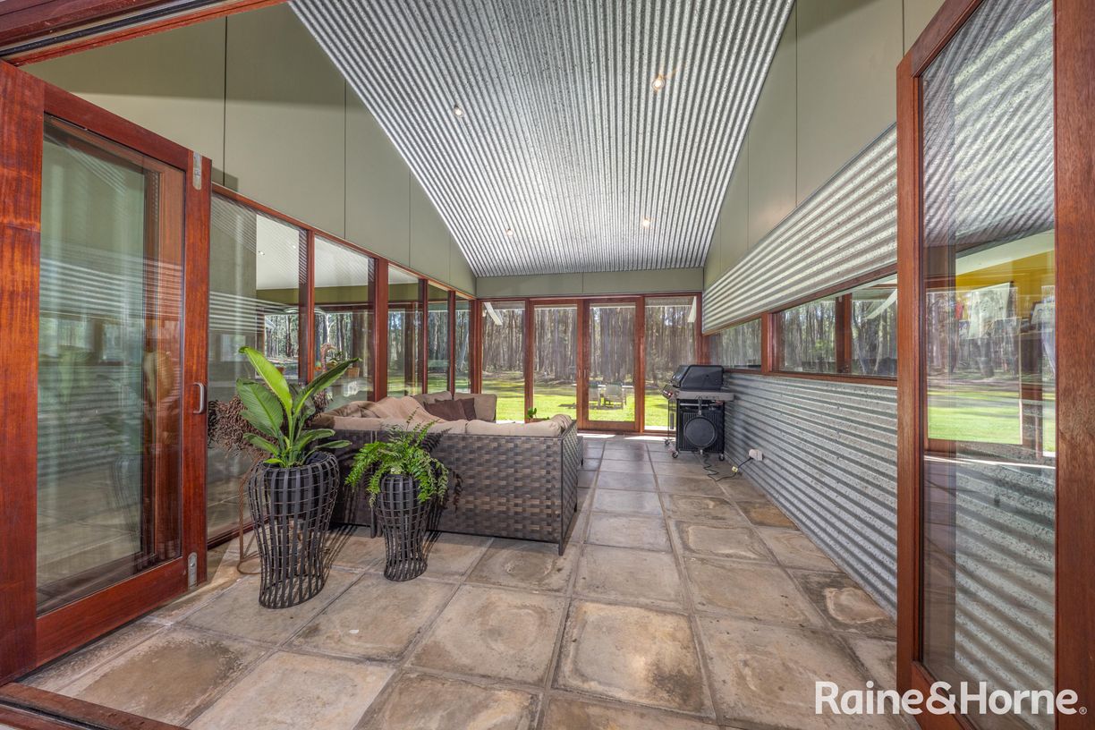 38 Jeanette Court — photo 19 of 30