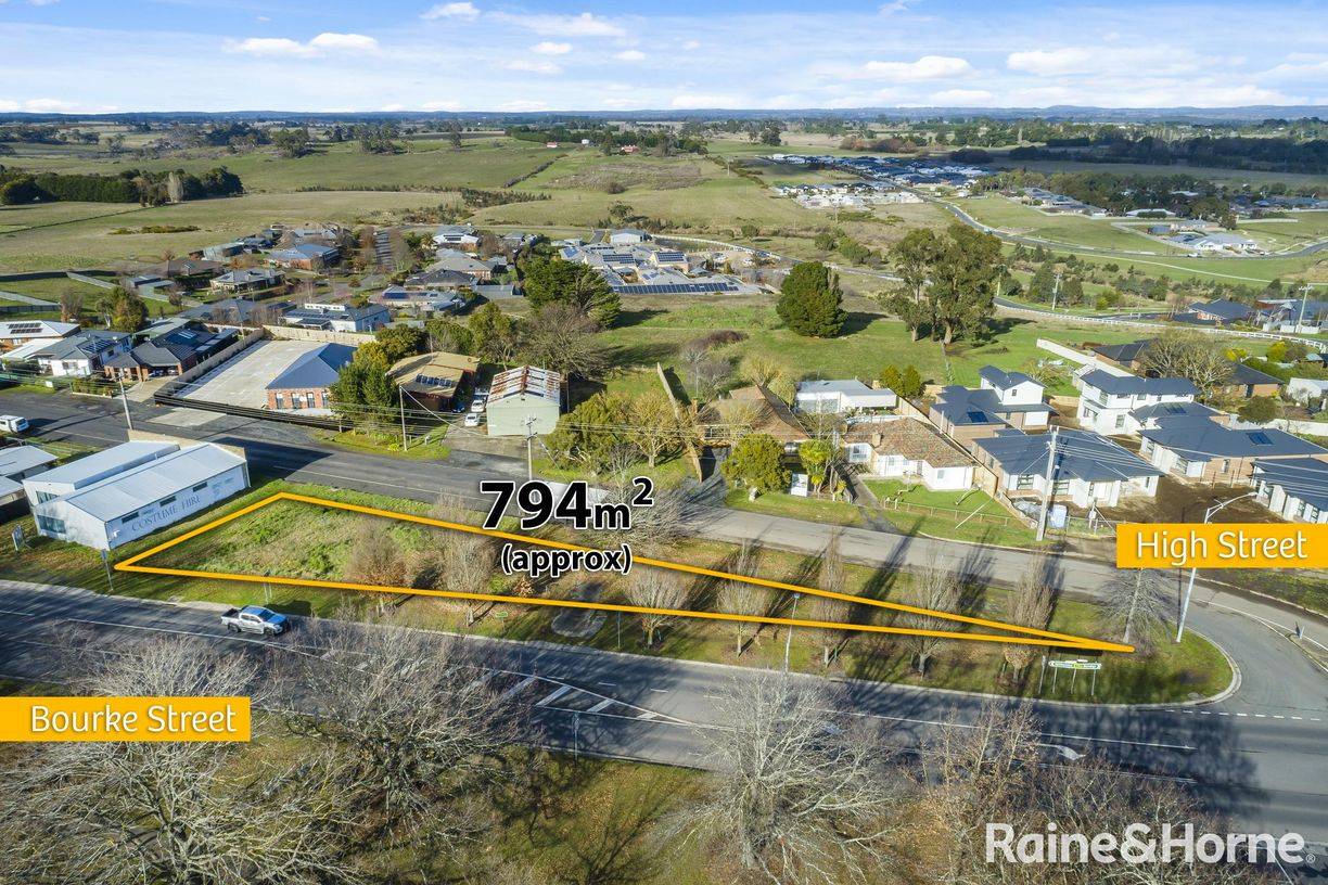 135-137 High Street — photo from Raine & Horne Kyneton