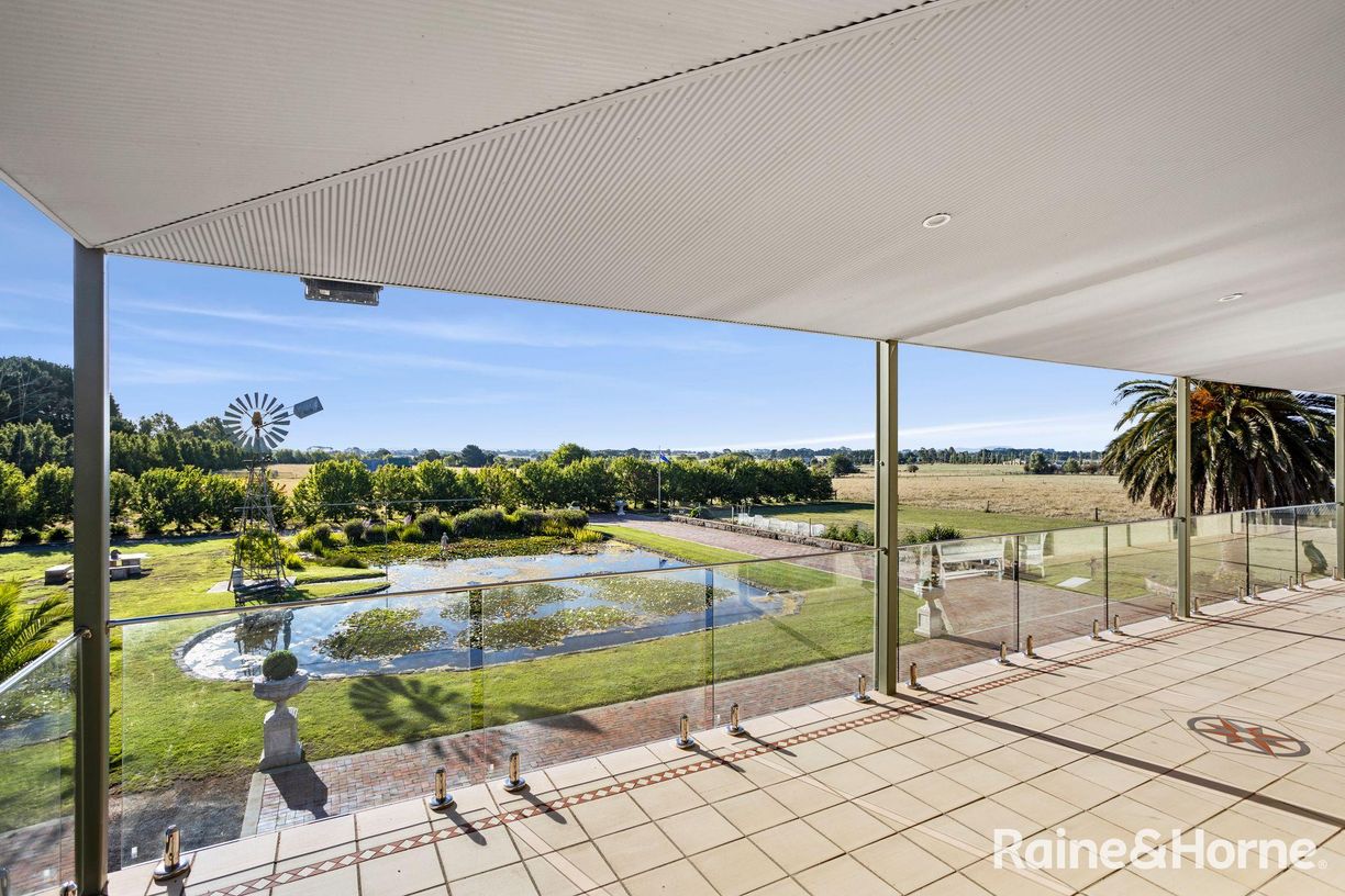 200 Fiddlers Green Road — photo from Raine & Horne Kyneton