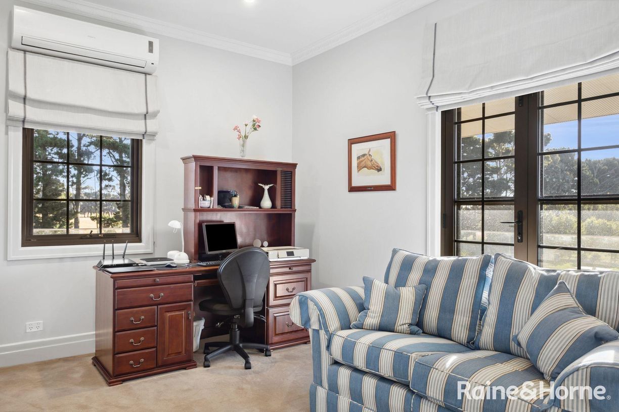 200 Fiddlers Green Road — photo 13 of 19