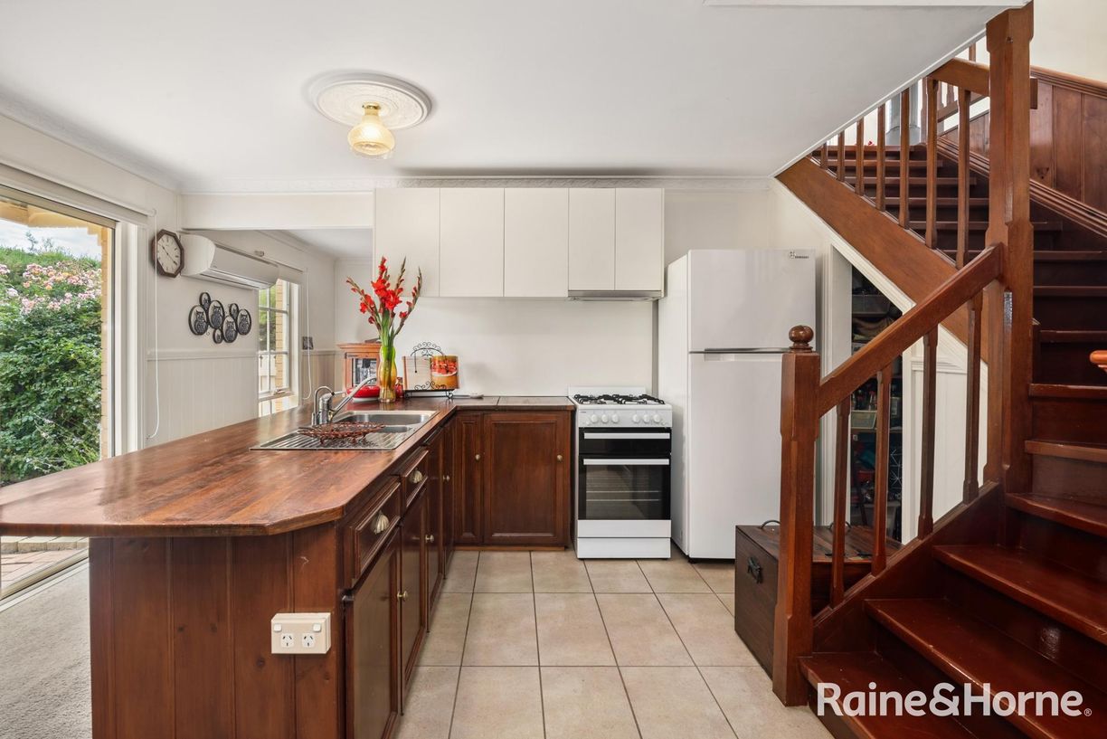 266 Redhill Road — photo 8 of 22