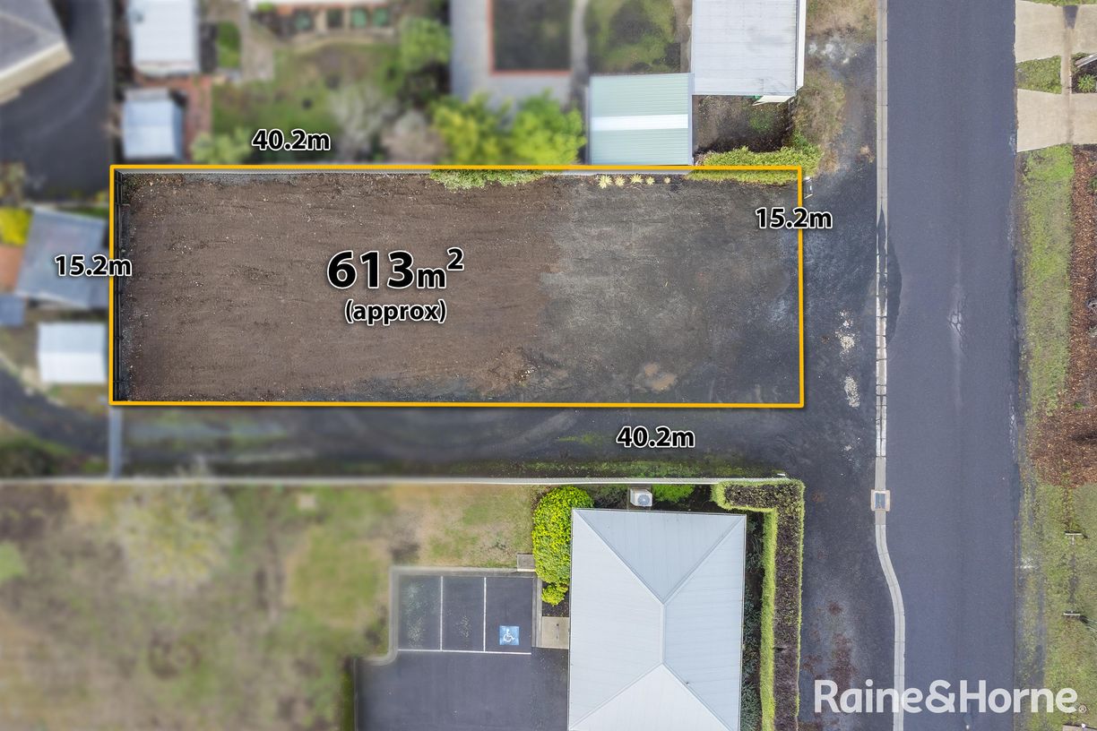 2 Duncan Street — photo from Raine & Horne Kyneton