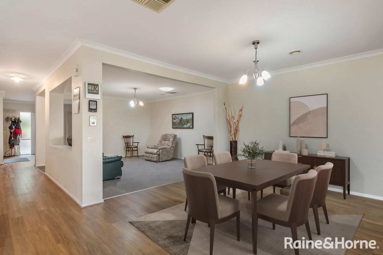 8 Sanctuary Drive — photo 3 of 19
