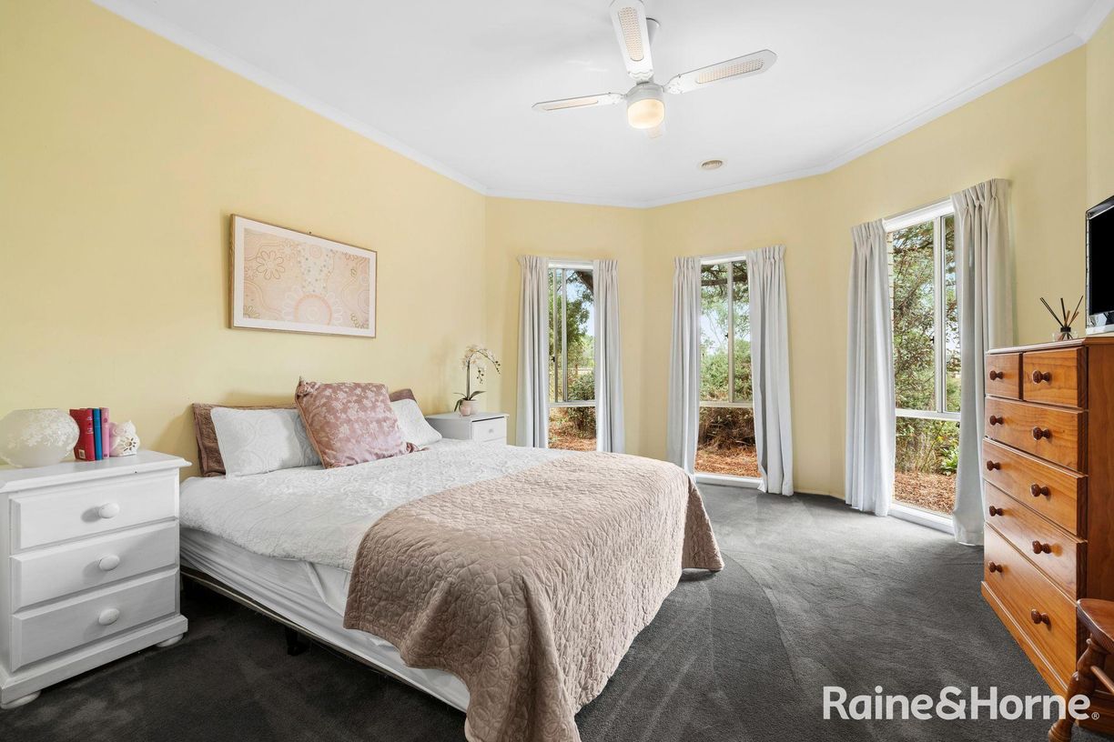 36 Jeffery Street — photo 13 of 27