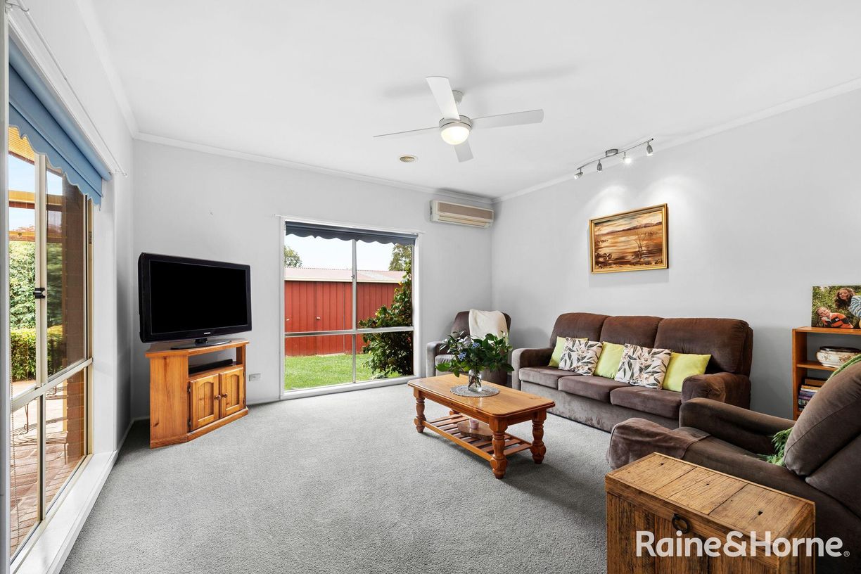 36 Jeffery Street — photo 12 of 27