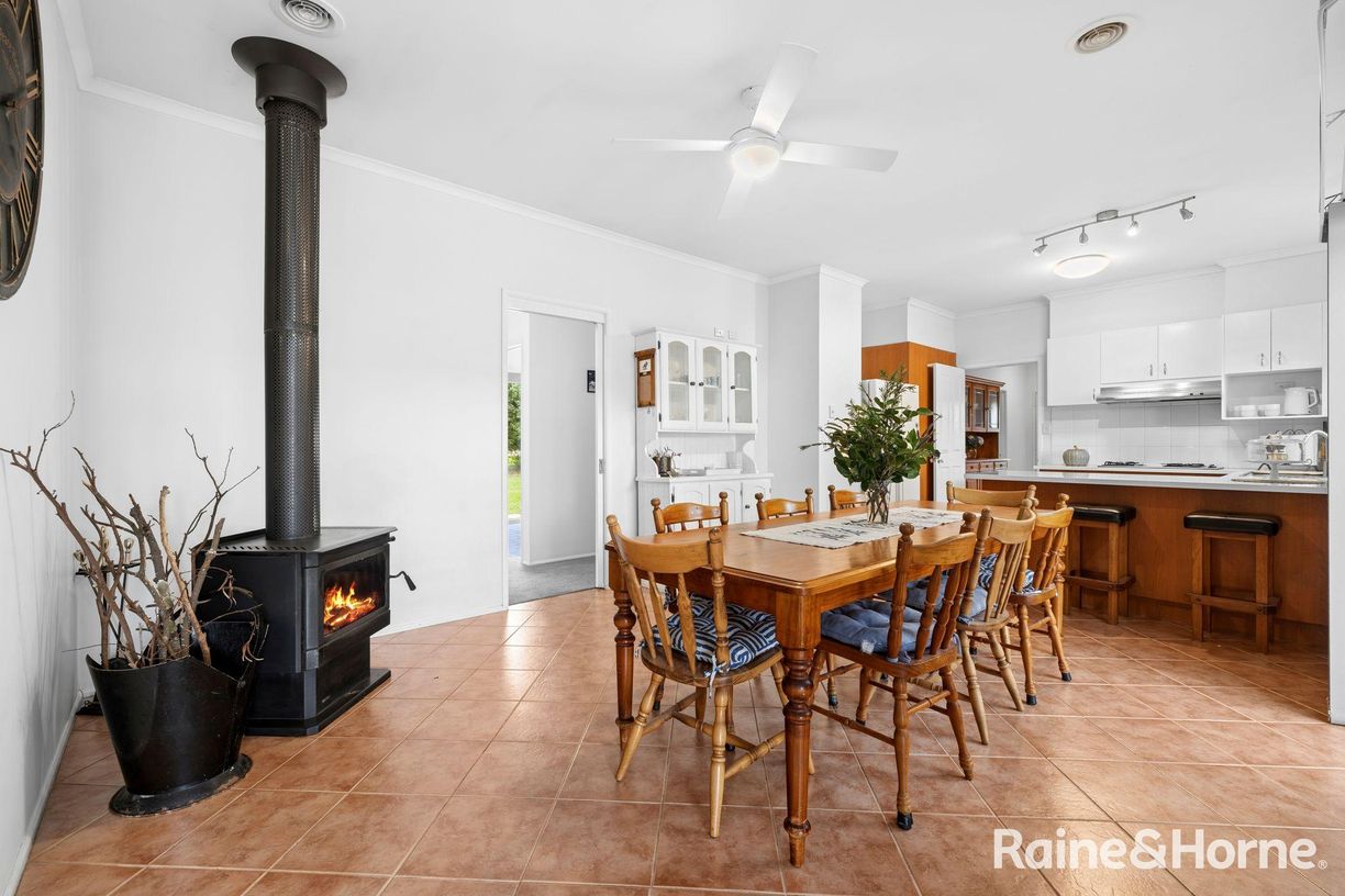 36 Jeffery Street — photo 11 of 27