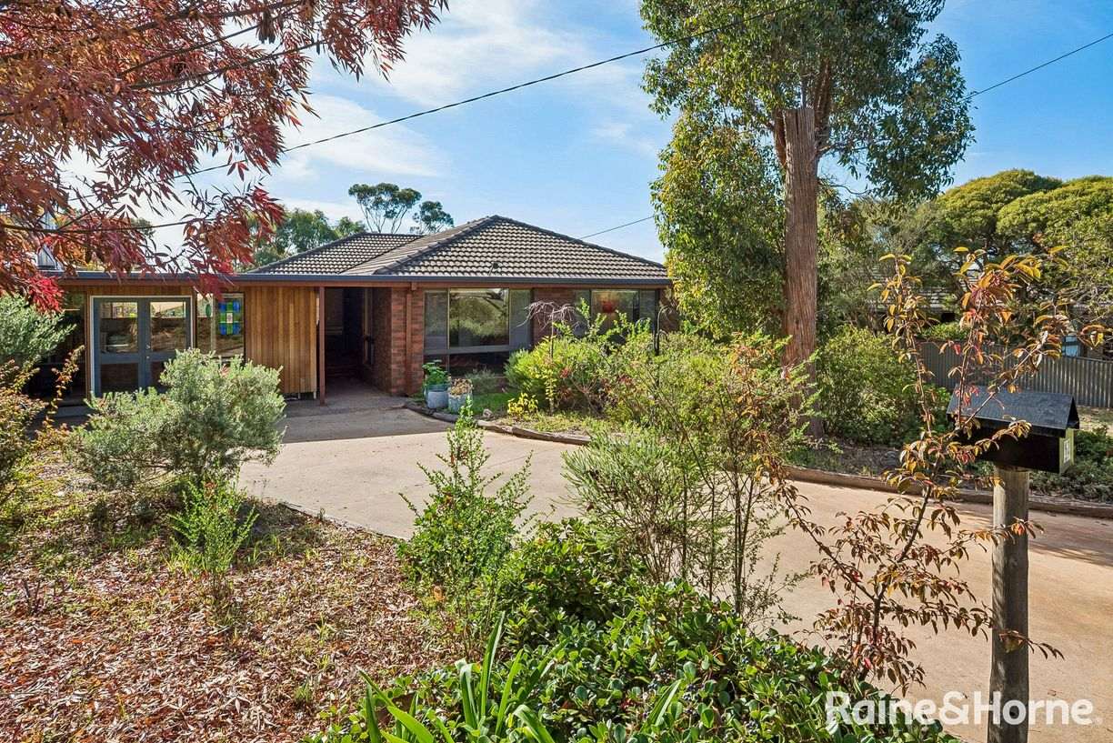 17 Coulthard Street — photo 20 of 24