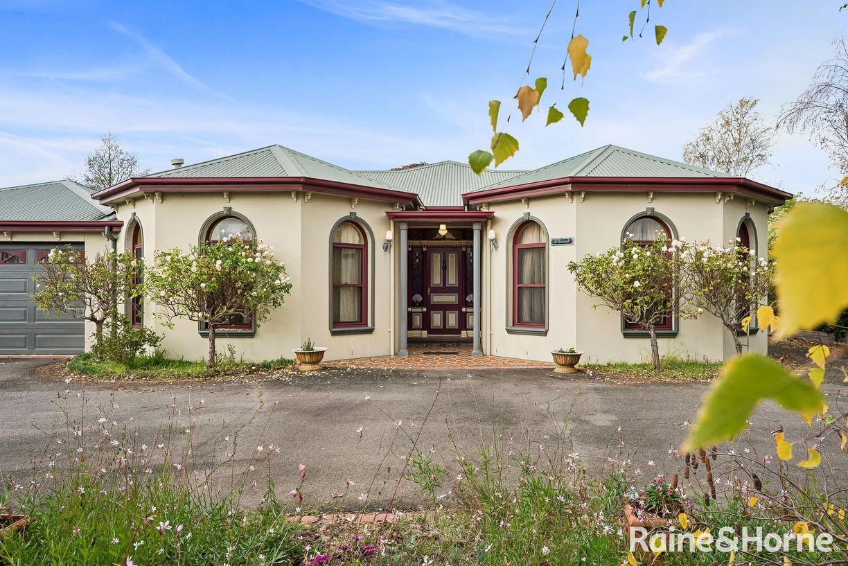 26 Tattersall Drive — photo 19 of 25