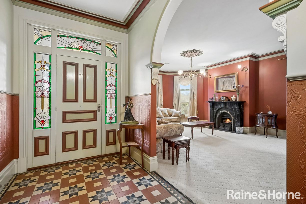 26 Tattersall Drive — photo 6 of 25