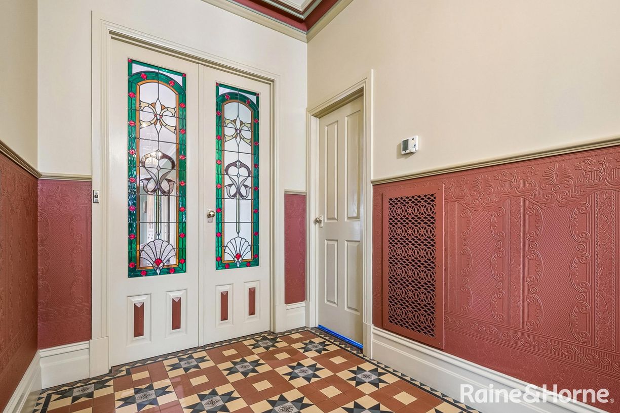 26 Tattersall Drive — photo 16 of 25