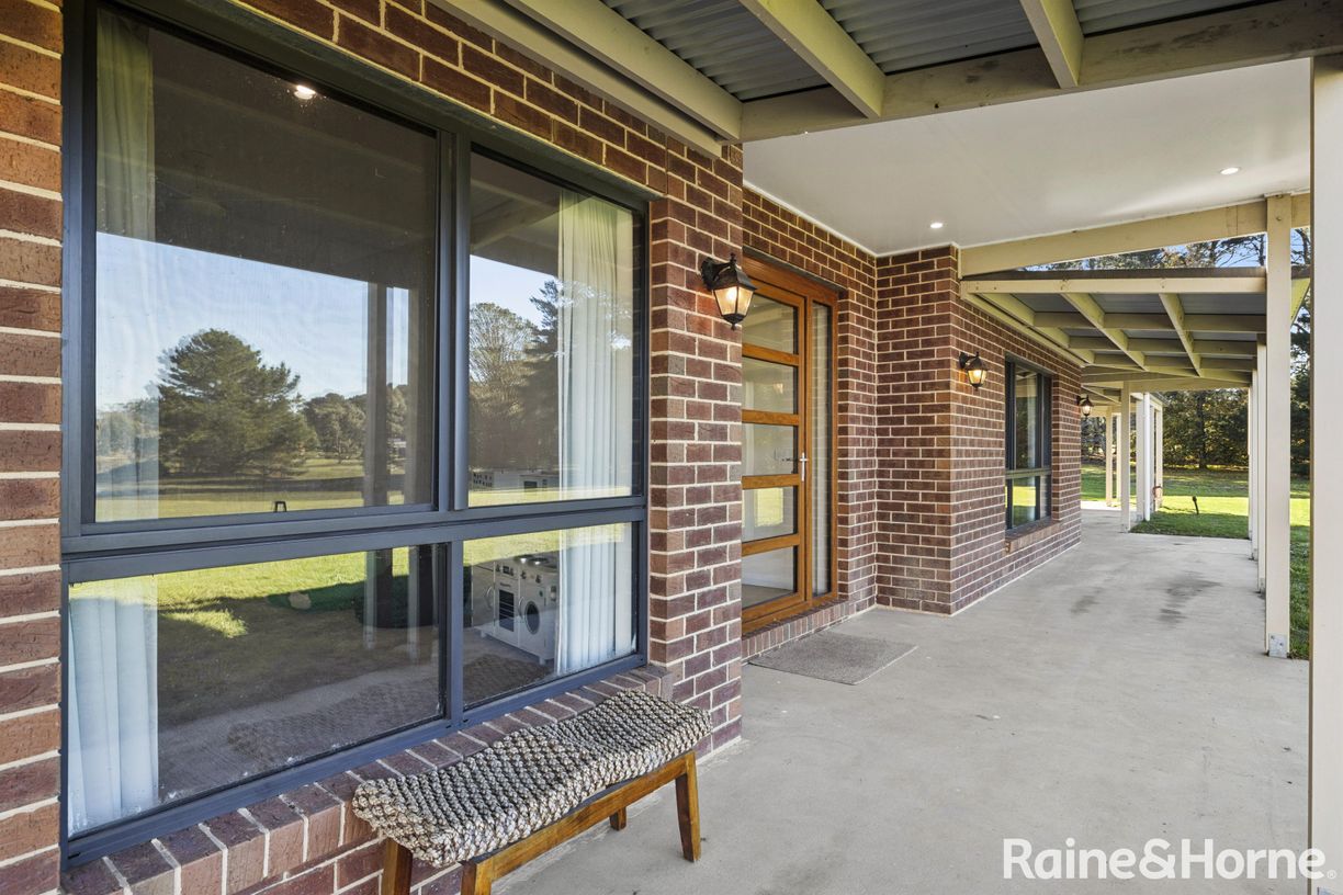 35 Parkes Drive — photo 8 of 27