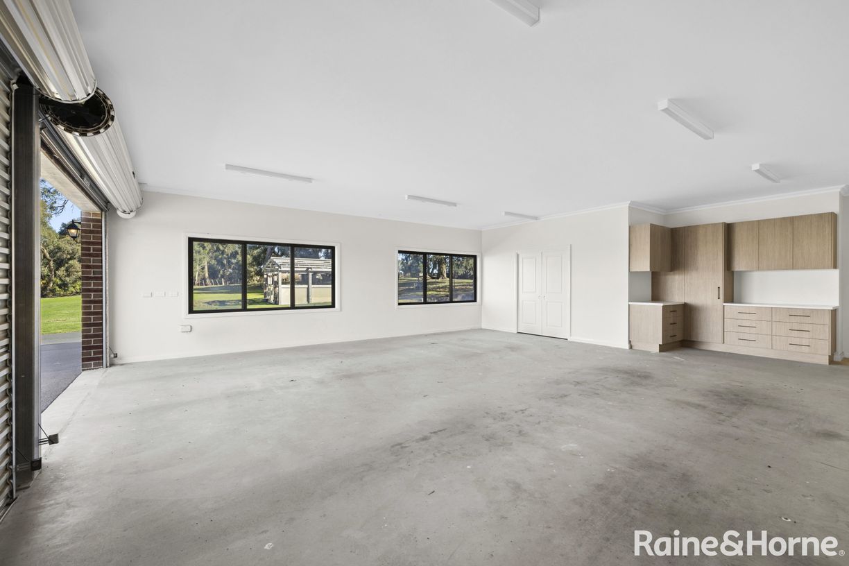35 Parkes Drive — photo 23 of 27