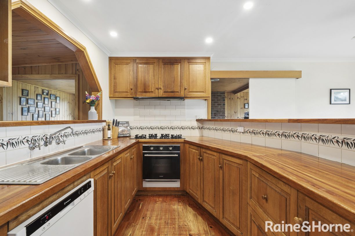 96 Baynton Road — photo 9 of 24