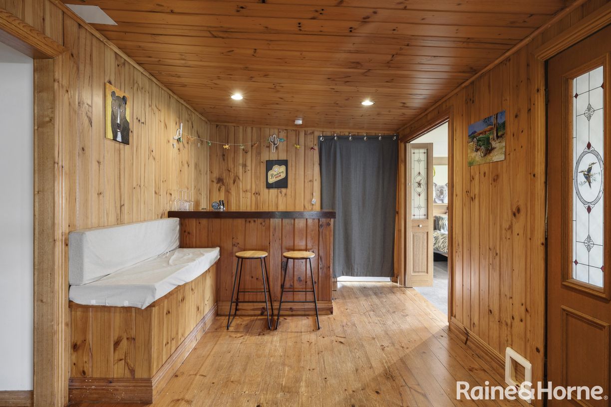 96 Baynton Road — photo 10 of 24