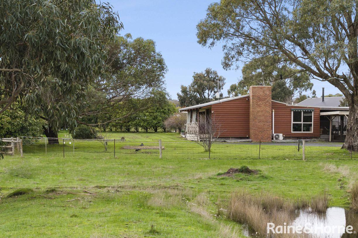 96 Baynton Road — photo 2 of 24