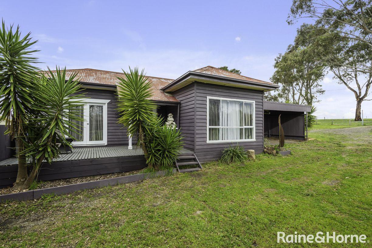 25 Clarke Street — photo from Raine & Horne Kyneton
