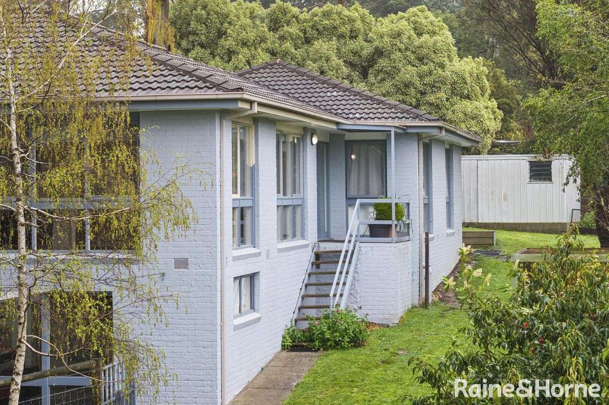 9 Brian Road — photo 2 of 27