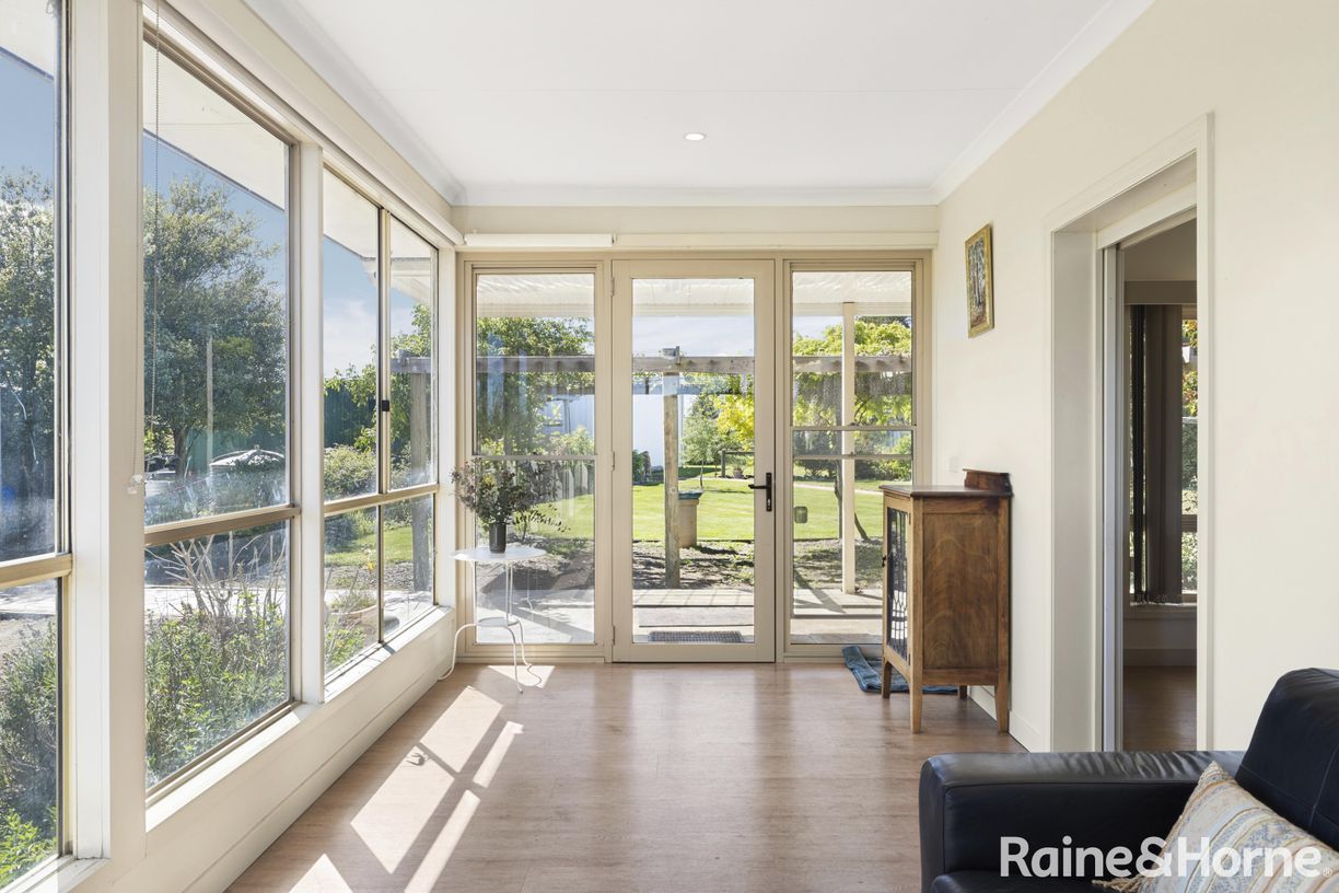 27 Davy Street — photo 13 of 30