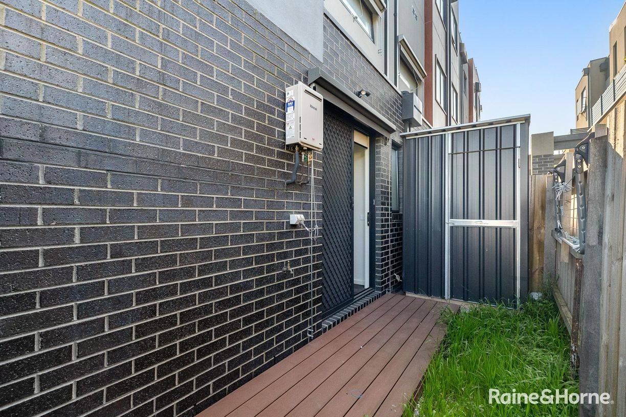 1/96 Snell Grove — photo 18 of 18