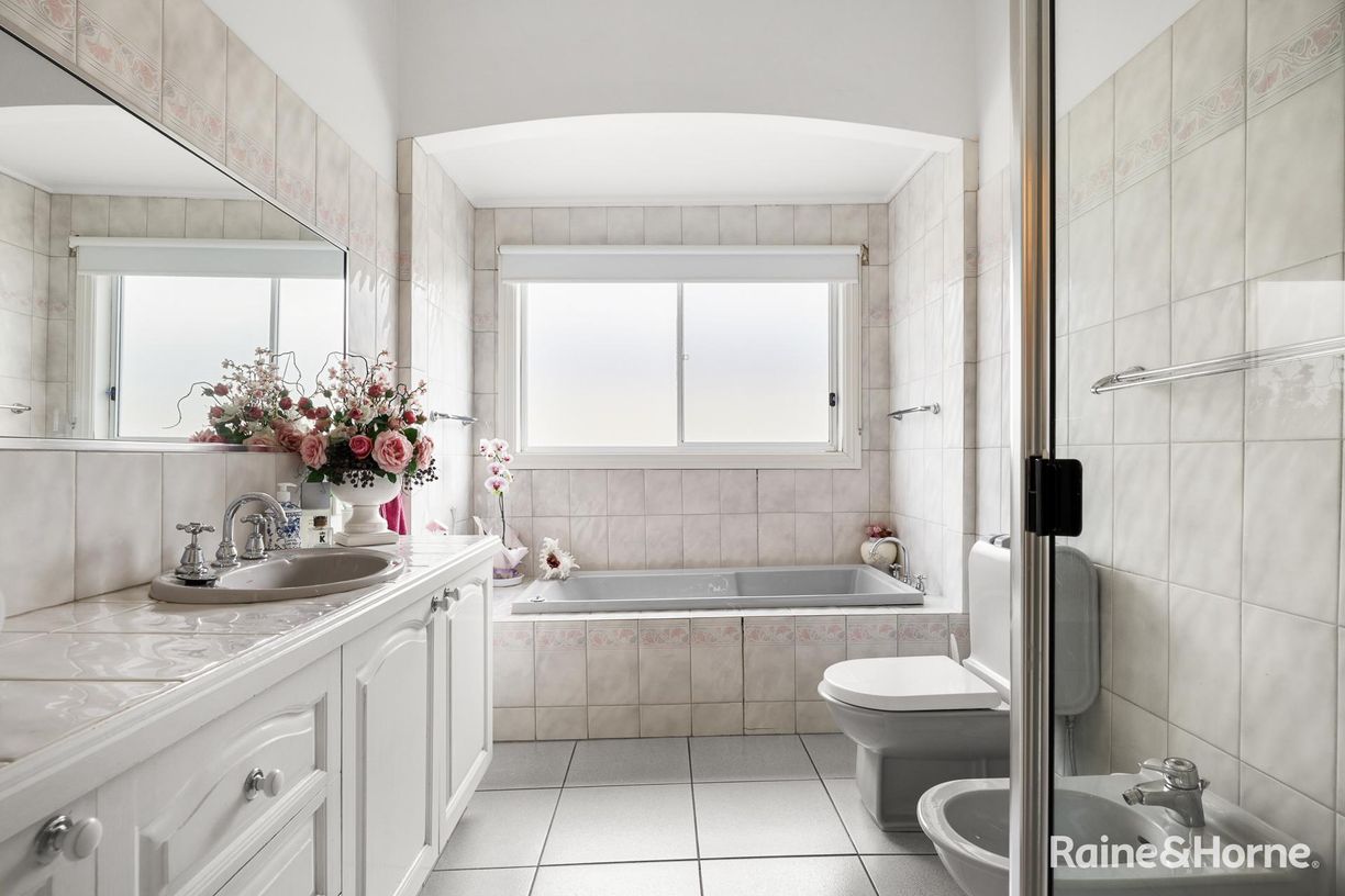 59 Donald Street — photo 8 of 24
